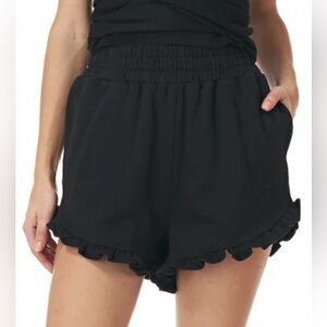 Amur Ruffle Terry Shorts